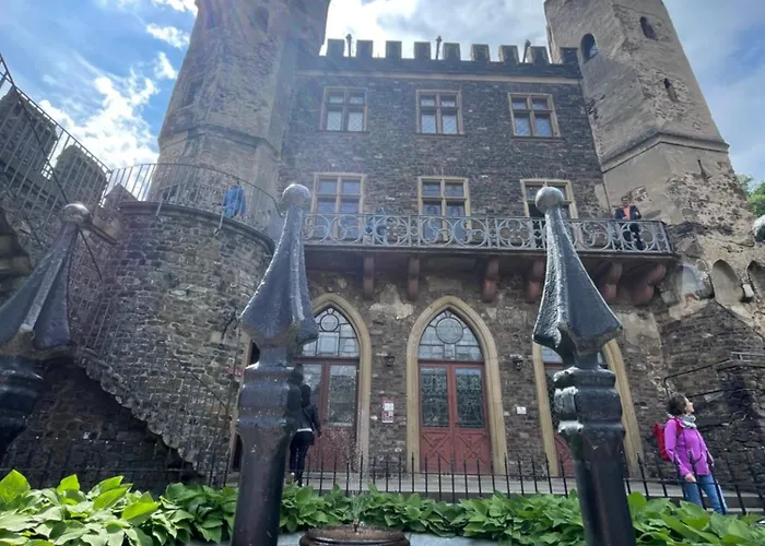 Grosse Direkt An Den Weinbergen アパート